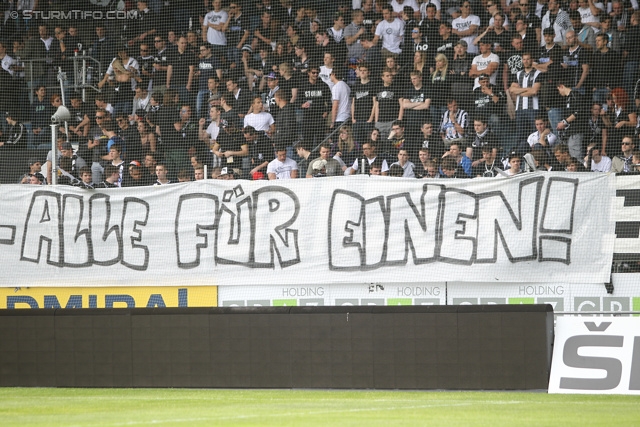 Sturm Graz - Rapid Wien
Oesterreichische Fussball Bundesliga, 32. Runde, SK Sturm Graz - SK Rapid Wien, Stadion Liebenau Graz, 05.05.2013. 

Foto zeigt Fans von Sturm mit einem Spruchband
