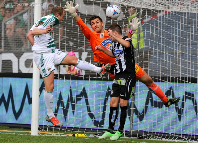 Sturm Graz - Rapid Wien
Oesterreichische Fussball Bundesliga, 32. Runde, SK Sturm Graz - SK Rapid Wien, Stadion Liebenau Graz, 05.05.2013. 

Foto zeigt Mario Sonnleitner (Rapid), Johannes Focher (Sturm) und Christian Klem (Sturm)
Schlüsselwörter: tor