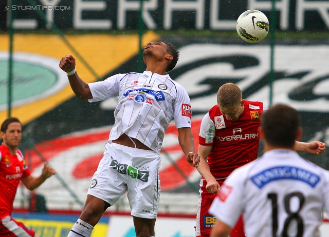 Admira Wacker - Sturm Graz
Oesterreichische Fussball Bundesliga, 33. Runde, FC Admira Wacker Moedling - SK Sturm Graz, Stadion Suedstadt Maria Enzersdorf, 11.05.2013. 

Foto zeigt Rubin Rafael Okotie (Sturm)
