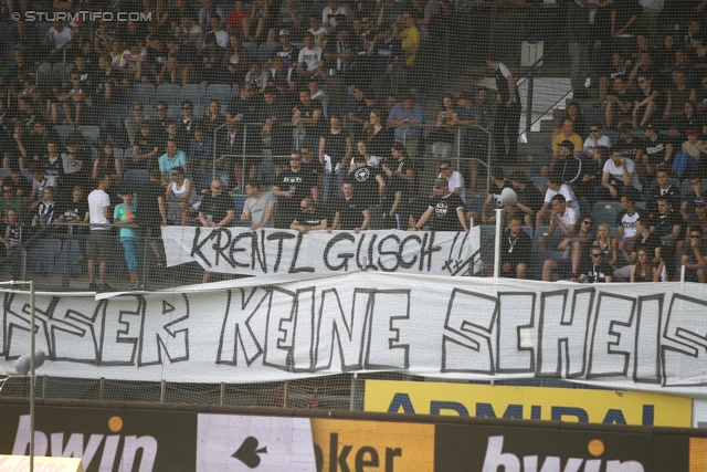 Sturm Graz - Ried
Oesterreichische Fussball Bundesliga, 34. Runde, SK Sturm Graz - SV Ried, Stadion Liebenau Graz, 19.05.2013. 

Foto zeigt Fans von Sturm mit einem Spruchband
Schlüsselwörter: protest