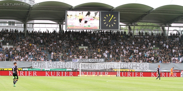 Sturm Graz - Ried
Oesterreichische Fussball Bundesliga, 34. Runde, SK Sturm Graz - SV Ried, Stadion Liebenau Graz, 19.05.2013. 

Foto zeigt Fans von Sturm mit einem Spruchband
Schlüsselwörter: protest