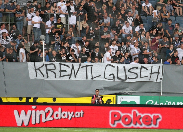 Sturm Graz - Ried
Oesterreichische Fussball Bundesliga, 34. Runde, SK Sturm Graz - SV Ried, Stadion Liebenau Graz, 19.05.2013. 

Foto zeigt Fans von Sturm mit einem Spruchband
Schlüsselwörter: protest