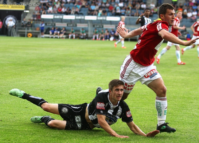 Sturm Graz - Ried
Oesterreichische Fussball Bundesliga, 34. Runde, SK Sturm Graz - SV Ried, Stadion Liebenau Graz, 19.05.2013. 

Foto zeigt Reinhold Ranftl (Sturm)
Schlüsselwörter: foul