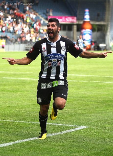 Sturm Graz - Ried
Oesterreichische Fussball Bundesliga, 34. Runde, SK Sturm Graz - SV Ried, Stadion Liebenau Graz, 19.05.2013. 

Foto zeigt Serkan Ciftci (Sturm)
Schlüsselwörter: torjubel