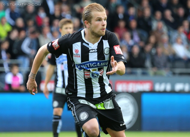 Sturm Graz - Wr. Neustadt
Oesterreichische Fussball Bundesliga, 36. Runde, SK Sturm Graz - SC Wiener Neustadt, Stadion Liebenau Graz, 26.05.2013. 

Foto zeigt Zeljko Balen (Sturm)
