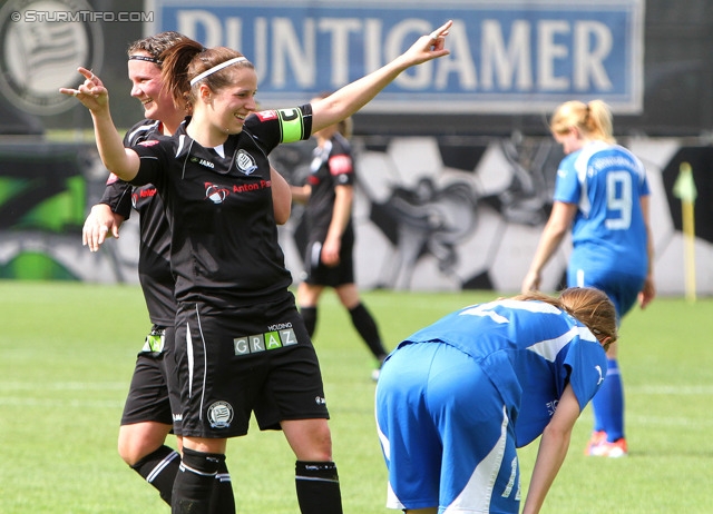 Sturm Damen - Suedbuergenland 1b
2. Frauenliga Ost/Sued, 22. Runde,  SK Sturm Graz Damen/Stattegg - FC Suedburgenland 1b, Trainingszentrum Messendorf, 01.06.2013. 

Foto zeigt Stephanie Kovacs (Sturm Damen)
Schlüsselwörter: torjubel