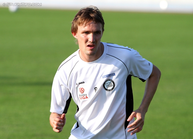 Trainingsauftakt Sturm
Oesterreichische Fussball Bundesliga, SK Sturm Graz Trainingsauftakt, Trainingszentrum Messendorf, 17.06.2013.

Foto zeigt Andreas Hoelzl (Sturm)
