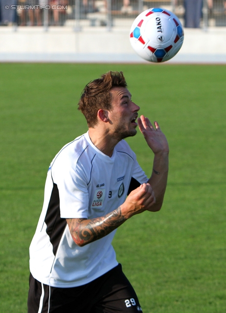 Trainingsauftakt Sturm
Oesterreichische Fussball Bundesliga, SK Sturm Graz Trainingsauftakt, Trainingszentrum Messendorf, 17.06.2013.

Foto zeigt Philipp Huetter (Sturm)
