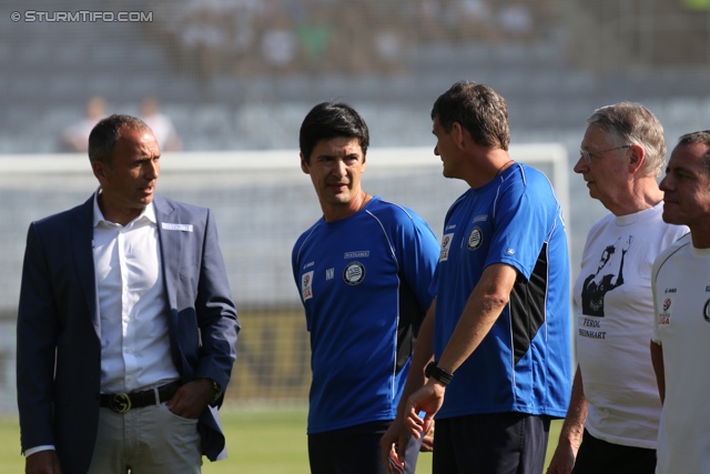 Sturm Graz - Paris SG
Testspiel,  SK Sturm Graz - Paris Saint Germain, Stadion Liebenau Graz, 09.07.2013. 

Foto zeigt Darko Milanic (Cheftrainer Sturm), Novica Nikcevic (Co-Trainer Sturm) und Walter Niederkofler (Konditionstrainer Sturm)
