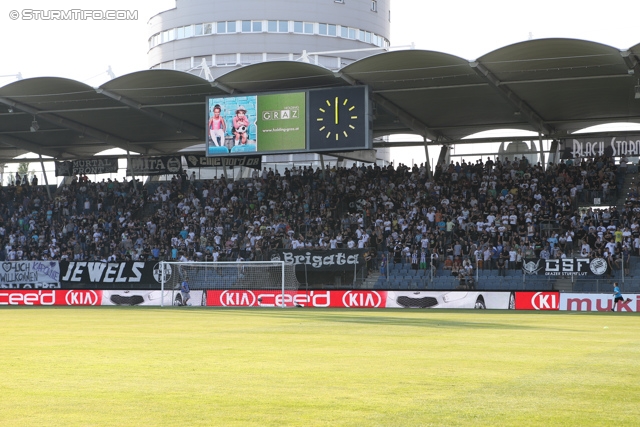 Sturm Graz - Paris SG
Testspiel,  SK Sturm Graz - Paris Saint Germain, Stadion Liebenau Graz, 09.07.2013. 

Foto zeigt Fans von Sturm
