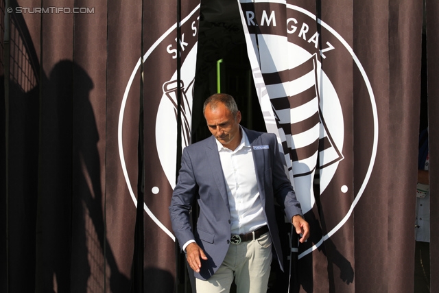 Sturm Graz - Paris SG
Testspiel,  SK Sturm Graz - Paris Saint Germain, Stadion Liebenau Graz, 09.07.2013. 

Foto zeigt Darko Milanic (Cheftrainer Sturm)
