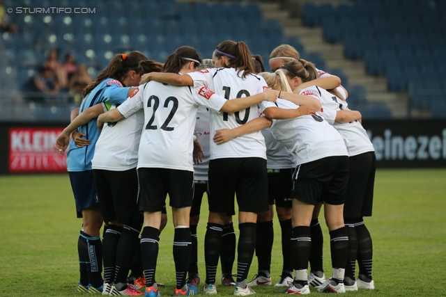 Sturm Damen - ZNK Maribor
Testspiel,  SK Sturm Damen - ZNK Maribor, Stadion Liebenau Graz, 09.07.2013. 

Foto zeigt die Mannschaft der Sturm Damen
