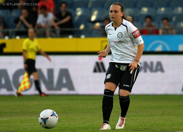 Sturm Damen - ZNK Maribor
Testspiel,  SK Sturm Damen - ZNK Maribor, Stadion Liebenau Graz, 09.07.2013. 

Foto zeigt Stephanie Schachner (Sturm Damen)
