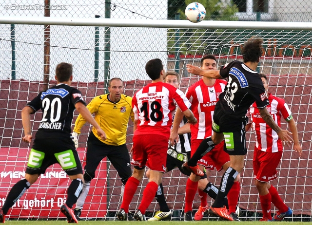 Team Wiener Linien - Sturm Graz
OEFB Cup, 1. Runde, SC Team Wiener Linien -  SK Sturm Graz, Raxplatz Wien, 13.07.2013. 

Foto zeigt Nikola Vujadinovic (Sturm)
