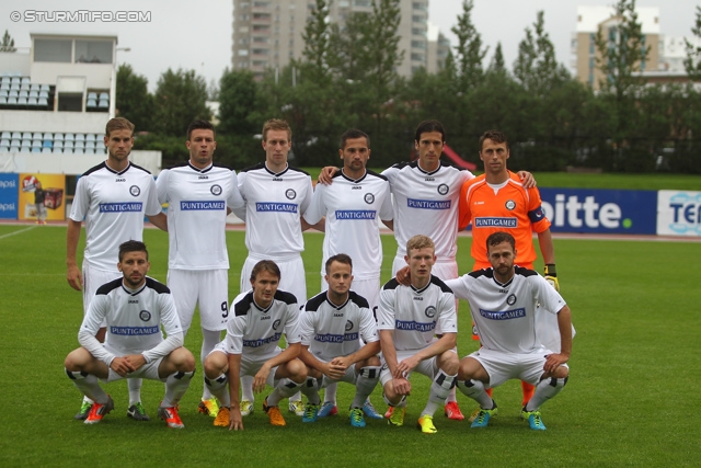 Breidablik - Sturm Graz
UEFA Europa League Qualifikation 2. Runde, FC Breidablik Kopavagur - SK Sturm Graz, Stadion Kopavogsvollur, 18.07.2013. 

Foto zeigt die Mannschaft von Sturm
