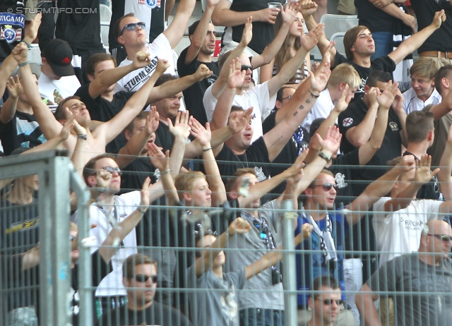 Wacker Innsbruck - Sturm Graz
Oesterreichische Fussball Bundesliga, 1. Runde, FC Wacker Innsbruck - SK Sturm Graz, Tivoli Neu Innsbruck, 21.07.2013. 

Foto zeigt Fans von Sturm
