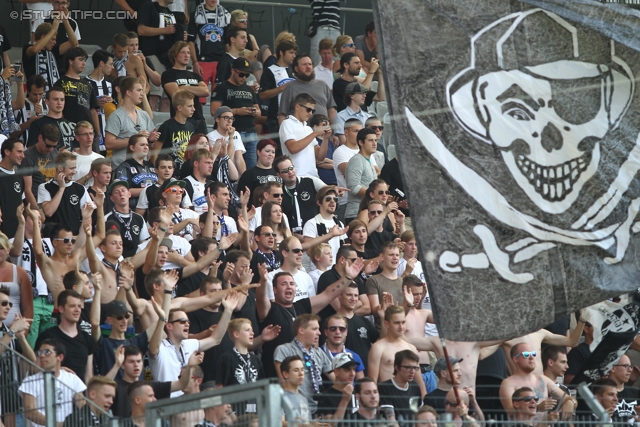 Wacker Innsbruck - Sturm Graz
Oesterreichische Fussball Bundesliga, 1. Runde, FC Wacker Innsbruck - SK Sturm Graz, Tivoli Neu Innsbruck, 21.07.2013. 

Foto zeigt Fans von Sturm
