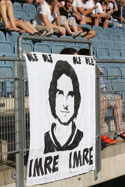 Sturm Graz - Breidablik
UEFA Europa League Qualifikation 2. Runde, SK Sturm Graz -  FC Breidablik Kopavagur, Stadion Liebenau Graz, 25.07.2013. 

Foto zeigt Fans von Sturm mit einem Transparent fuer Imre Szabics (Sturm)
