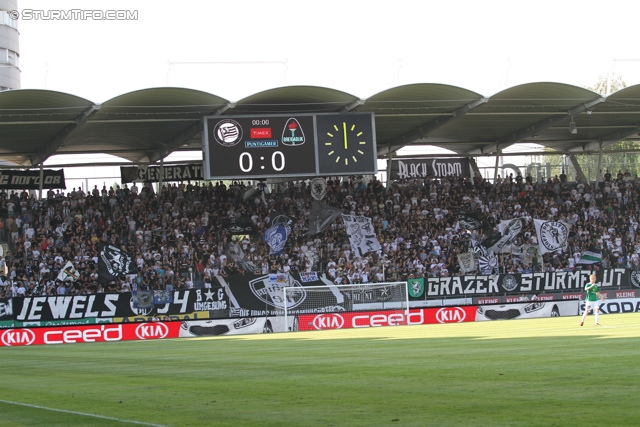 Sturm Graz - Breidablik
UEFA Europa League Qualifikation 2. Runde, SK Sturm Graz -  FC Breidablik Kopavagur, Stadion Liebenau Graz, 25.07.2013. 

Foto zeigt Fans von Sturm
