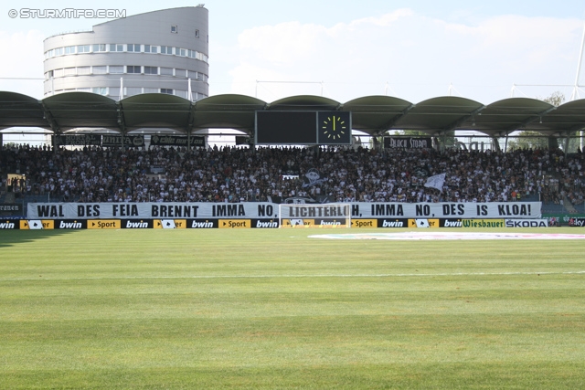 Sturm Graz - Rapid Wien
Oesterreichische Fussball Bundesliga, 3. Runde, SK Sturm Graz - SK Rapid Wien, Stadion Liebenau Graz, 04.08.2013. 

Foto zeigt Fans von Sturm mit einem Spruchband
