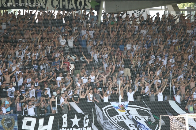 Sturm Graz - Rapid Wien
Oesterreichische Fussball Bundesliga, 3. Runde, SK Sturm Graz - SK Rapid Wien, Stadion Liebenau Graz, 04.08.2013. 

Foto zeigt Fans von Sturm
