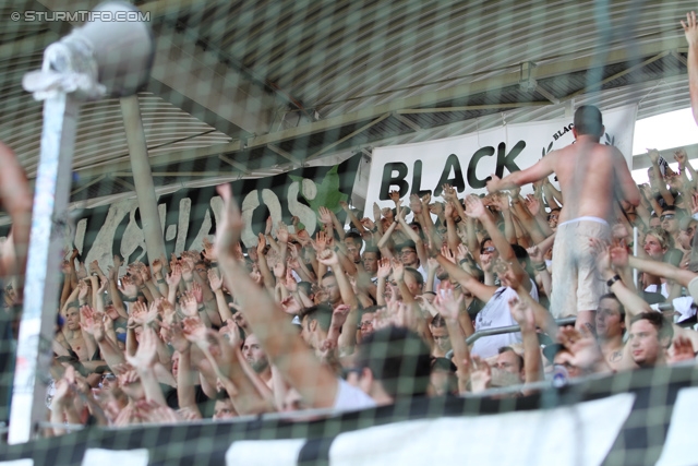 Sturm Graz - Rapid Wien
Oesterreichische Fussball Bundesliga, 3. Runde, SK Sturm Graz - SK Rapid Wien, Stadion Liebenau Graz, 04.08.2013. 

Foto zeigt Fans von Sturm
