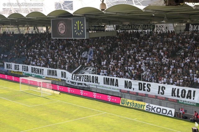 Sturm Graz - Rapid Wien
Oesterreichische Fussball Bundesliga, 3. Runde, SK Sturm Graz - SK Rapid Wien, Stadion Liebenau Graz, 04.08.2013. 

Foto zeigt Fans von Sturm mit einem Spruchband
