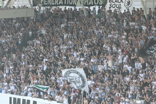 Sturm Graz - Rapid Wien
Oesterreichische Fussball Bundesliga, 3. Runde, SK Sturm Graz - SK Rapid Wien, Stadion Liebenau Graz, 04.08.2013. 

Foto zeigt Fans von Sturm
