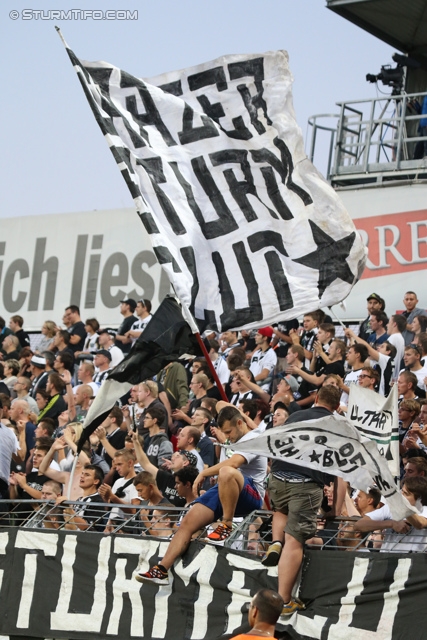 Admira Wacker - Sturm Graz
Oesterreichische Fussball Bundesliga, 4. Runde, FC Admira Wacker Moedling - SK Sturm Graz, Stadion Suedstadt Maria Enzersdorf, 10.08.2013. 

Foto zeigt Fans von Sturm
