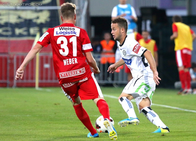 Admira Wacker - Sturm Graz
Oesterreichische Fussball Bundesliga, 4. Runde, FC Admira Wacker Moedling - SK Sturm Graz, Stadion Suedstadt Maria Enzersdorf, 10.08.2013. 

Foto zeigt Thomas Weber (Admira) und Christian Klem (Sturm)
