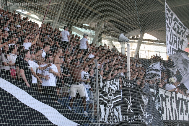 Sturm Graz - Salzburg
Oesterreichische Fussball Bundesliga, 5. Runde, SK Sturm Graz - FC RB Salzburg, Stadion Liebenau Graz, 17.08.2013. 

Foto zeigt Fans von Sturm
