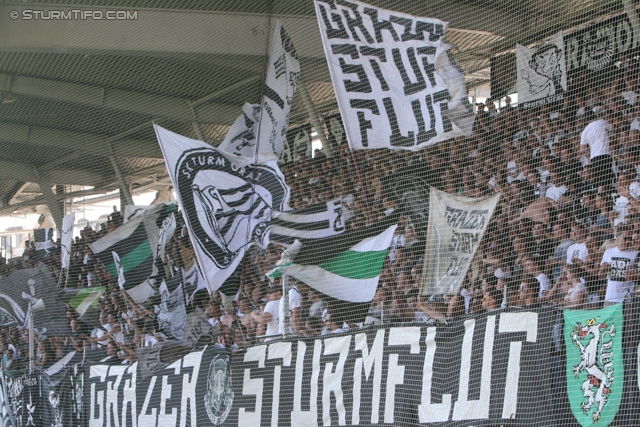 Sturm Graz - Salzburg
Oesterreichische Fussball Bundesliga, 5. Runde, SK Sturm Graz - FC RB Salzburg, Stadion Liebenau Graz, 17.08.2013. 

Foto zeigt Fans von Sturm
