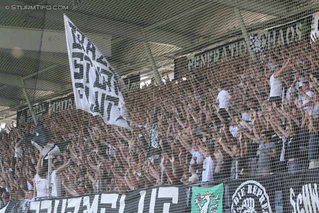 Sturm Graz - Salzburg
Oesterreichische Fussball Bundesliga, 5. Runde, SK Sturm Graz - FC RB Salzburg, Stadion Liebenau Graz, 17.08.2013. 

Foto zeigt Fans von Sturm
