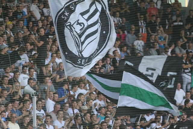 Sturm Graz - Wolfsberg
Oesterreichische Fussball Bundesliga, 7. Runde, SK Sturm Graz - Wolfsberger AC, Stadion Liebenau Graz, 31.08.2013. 

Foto zeigt Fans von Sturm
