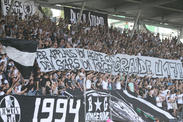 Sturm Graz - Wolfsberg
Oesterreichische Fussball Bundesliga, 7. Runde, SK Sturm Graz - Wolfsberger AC, Stadion Liebenau Graz, 31.08.2013. 

Foto zeigt Fans von Sturm mit einem Spruchband
