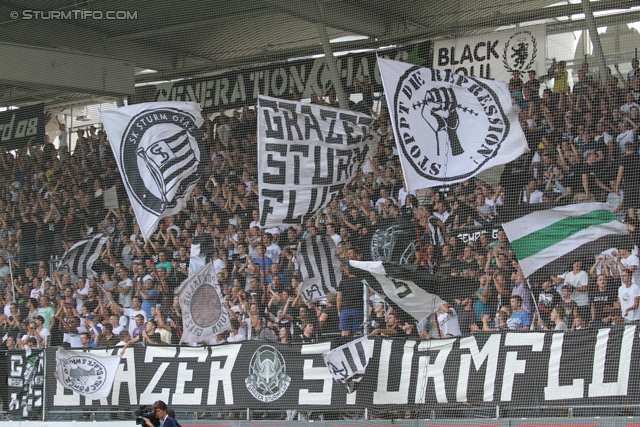 Sturm Graz - Wolfsberg
Oesterreichische Fussball Bundesliga, 7. Runde, SK Sturm Graz - Wolfsberger AC, Stadion Liebenau Graz, 31.08.2013. 

Foto zeigt Fans von Sturm
