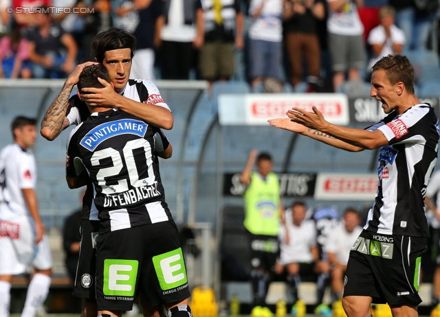 Sturm Graz - Wolfsberg
Oesterreichische Fussball Bundesliga, 7. Runde, SK Sturm Graz - Wolfsberger AC, Stadion Liebenau Graz, 31.08.2013. 

Foto zeigt Nikola Vujadinovic (Sturm) und Daniel Offenbacher (Sturm)
Schlüsselwörter: torjubel