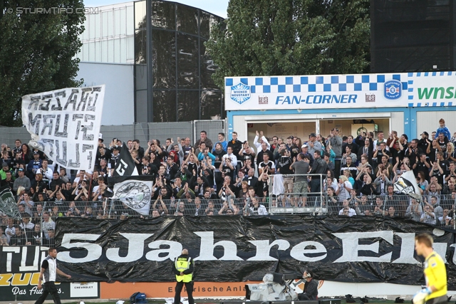 Wiener Neustadt - Sturm Graz
Oesterreichische Fussball Bundesliga, 8. Runde, SC Wiener Neustadt - SK Sturm Graz, Stadion Wiener Neustadt, 14.09.2013. 

Foto zeigt Fans von Sturm
