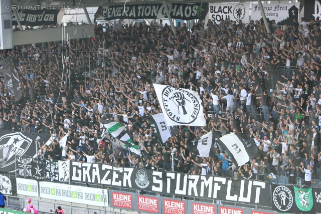 Sturm Graz - Austria Wien
Oesterreichische Fussball Bundesliga, 9. Runde, SK Sturm Graz - FK Austria Wien, Stadion Liebenau Graz, 21.09.2013. 

Foto zeigt Fans von Sturm
