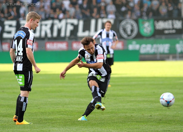 Sturm Graz - Austria Wien
Oesterreichische Fussball Bundesliga, 9. Runde, SK Sturm Graz - FK Austria Wien, Stadion Liebenau Graz, 21.09.2013. 

Foto zeigt Florian Kainz (Sturm) und Michael Madl (Sturm)
