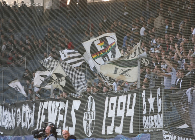 Sturm Graz - Wiener Neustadt
OEFB Cup, 2. Runde, SK Sturm Graz - SC Wiener Neustadt, Stadion Liebenau Graz, 25.09.2013. 

Foto zeigt Fans von Sturm
