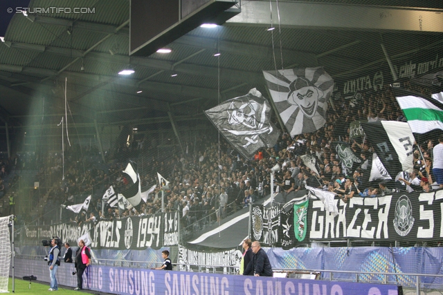 Sturm Graz - Wiener Neustadt
OEFB Cup, 2. Runde, SK Sturm Graz - SC Wiener Neustadt, Stadion Liebenau Graz, 25.09.2013. 

Foto zeigt Fans von Sturm
