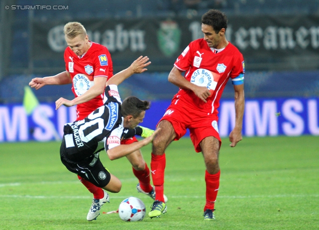 Sturm Graz - Wiener Neustadt
OEFB Cup, 2. Runde, SK Sturm Graz - SC Wiener Neustadt, Stadion Liebenau Graz, 25.09.2013. 

Foto zeigt Matthias Koch (Wr. Neustadt), Daniel Offenbacher (Sturm) und Peter Hlinka (Wr. Neustadt)
