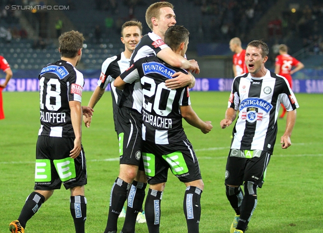 Sturm Graz - Wiener Neustadt
OEFB Cup, 2. Runde, SK Sturm Graz - SC Wiener Neustadt, Stadion Liebenau Graz, 25.09.2013. 

Foto zeigt David Schloffer (Sturm), Daniel Offenbacher (Sturm), Robert Beric (Sturm) und Christoph Kroepfl (Sturm)
