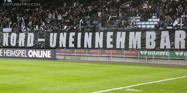 Sturm Graz - Innsbruck
Oesterreichische Fussball Bundesliga, 10. Runde, SK Sturm Graz - FC Wacker Innsbruck, Stadion Liebenau Graz, 28.09.2013. 

Foto zeigt Fans von Sturm mit einem Spruchband
