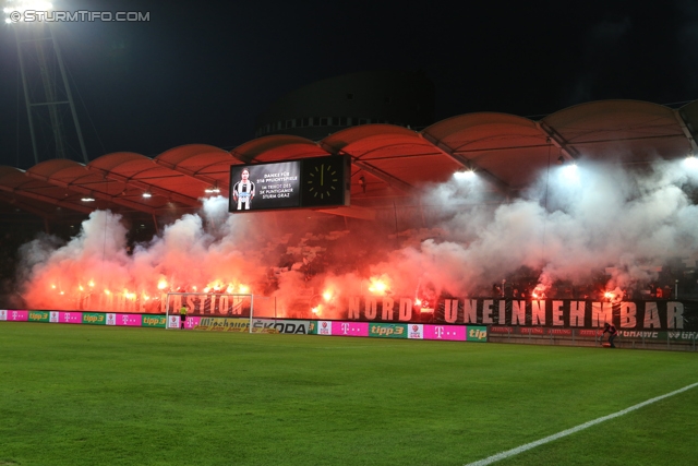 Sturm Graz - Innsbruck
Oesterreichische Fussball Bundesliga, 10. Runde, SK Sturm Graz - FC Wacker Innsbruck, Stadion Liebenau Graz, 28.09.2013. 

Foto zeigt Fans von Sturm mit einer Choreografie
Schlüsselwörter: pyrotechnik