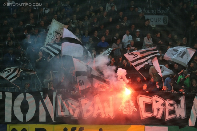 Sturm Graz - Innsbruck
Oesterreichische Fussball Bundesliga, 10. Runde, SK Sturm Graz - FC Wacker Innsbruck, Stadion Liebenau Graz, 28.09.2013. 

Foto zeigt Fans von Sturm
Schlüsselwörter: pyrotechnik