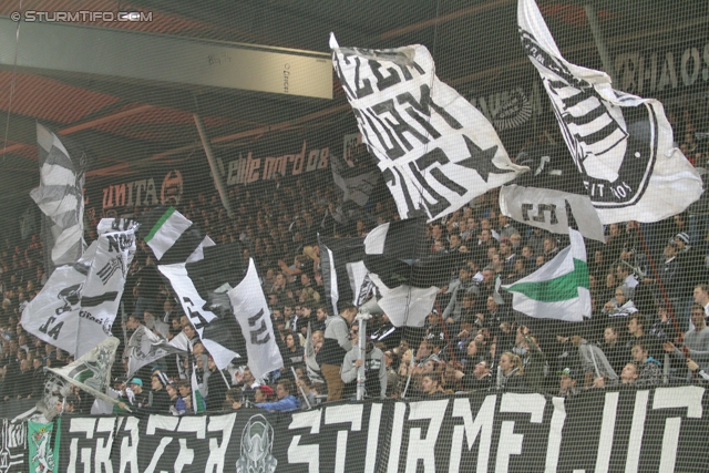 Sturm Graz - Innsbruck
Oesterreichische Fussball Bundesliga, 10. Runde, SK Sturm Graz - FC Wacker Innsbruck, Stadion Liebenau Graz, 28.09.2013. 

Foto zeigt Fans von Sturm
