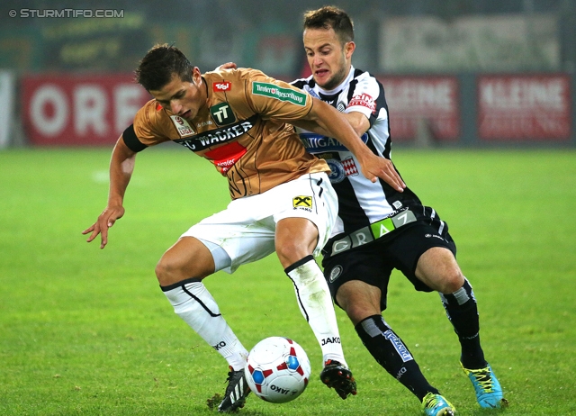 Sturm Graz - Innsbruck
Oesterreichische Fussball Bundesliga, 10. Runde, SK Sturm Graz - FC Wacker Innsbruck, Stadion Liebenau Graz, 28.09.2013. 

Foto zeigt Stjepan Vuleta (Innsbruck) und Christian Klem (Sturm)
