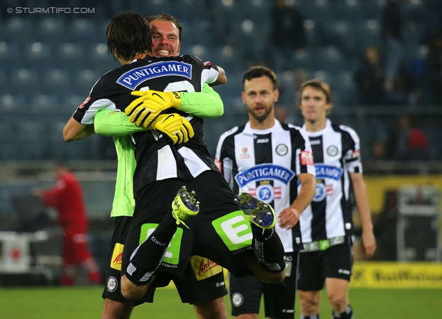 Sturm Graz - Innsbruck
Oesterreichische Fussball Bundesliga, 10. Runde, SK Sturm Graz - FC Wacker Innsbruck, Stadion Liebenau Graz, 28.09.2013. 

Foto zeigt Nikola Vujadinovic (Sturm), Benedikt Pliquett (Sturm), Michael Madl (Sturm) und Andreas Hoelzl (Sturm)
Schlüsselwörter: freude